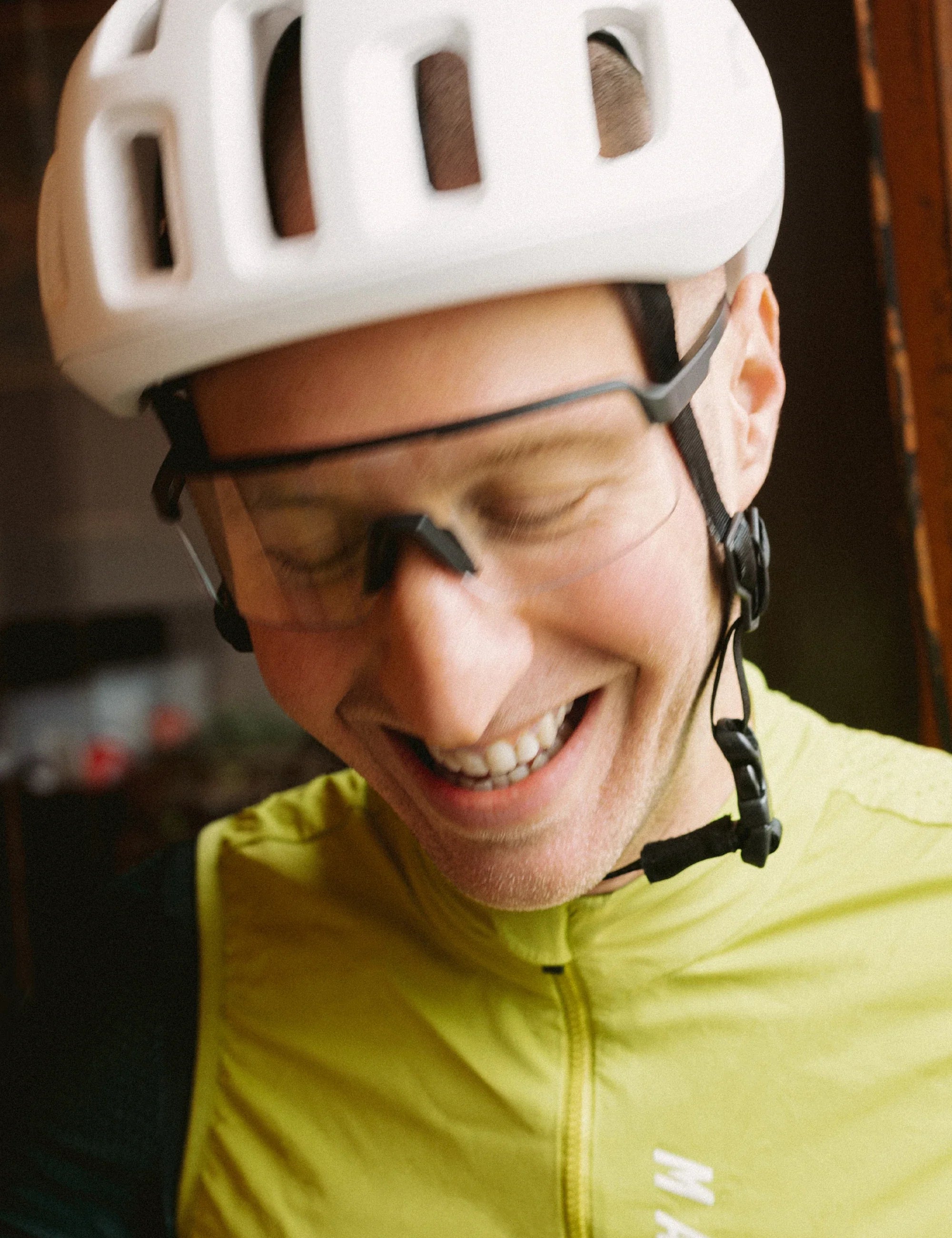 Velluto StradaPro — Roka vs Velluto Cycling Glasses: Specs (2026)